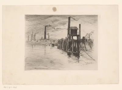 Industriële haven met schoorstenen en een toren in het water