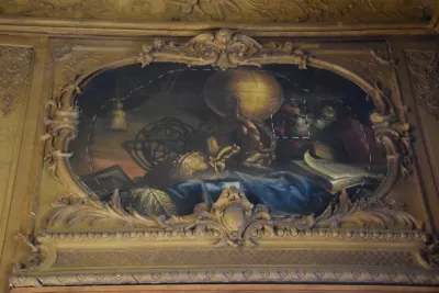 Instruments d'astronomie, livres, fleurs et fruits