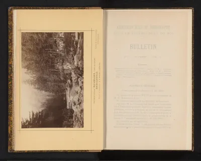Interieur met schrijftafel