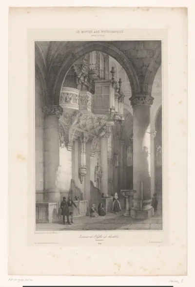 Interieur van de Notre-Dame de Caudebec-en-Caux