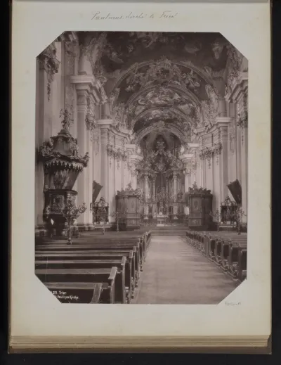 Interieur van de Sint-Paulinuskerk te Trier
