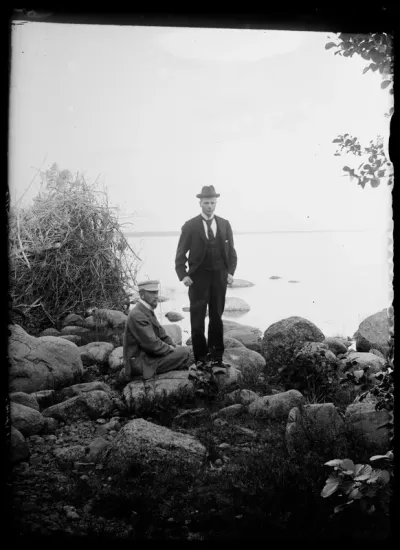 Johannes Andersin ja Magnus Adrian Gadd  juhannuskokolla