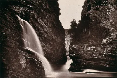 Keiman's Gat, South Africa: cliffs with a waterfall and river