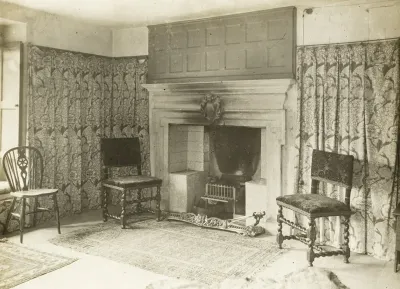 Kelmscott Manor: The Green Room