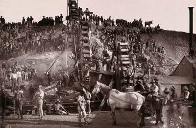Kimberley, South Africa: miners and washing gear at the Bultfontein diamond mine