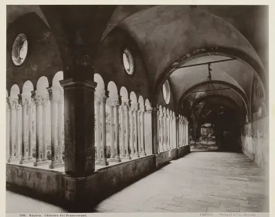 Kloostergang van het Franciscanenklooster te Dubrovnik