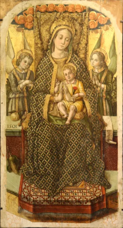 La Vierge et l'Enfant trônant entre deux anges