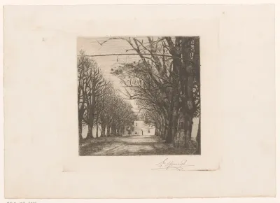 Laan met bomen uitkomend op een gebouw