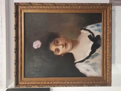 Lady With a Rose