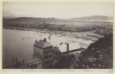 Llandudno-The Parade from above the Baths