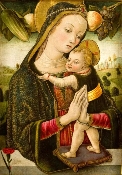 Madonna and Child with a clove.