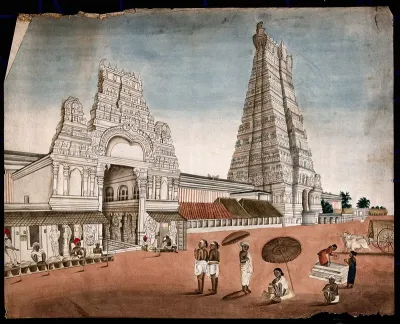 Madura: entrance to the main pagoda