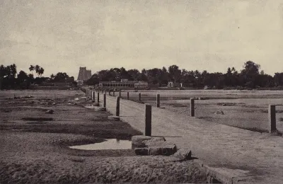 Madura: The Vygay River, with Causeway, across to Madura