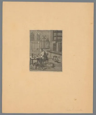 Man zit te schrijven in zijn werkplaats (schoenmakerij ?)