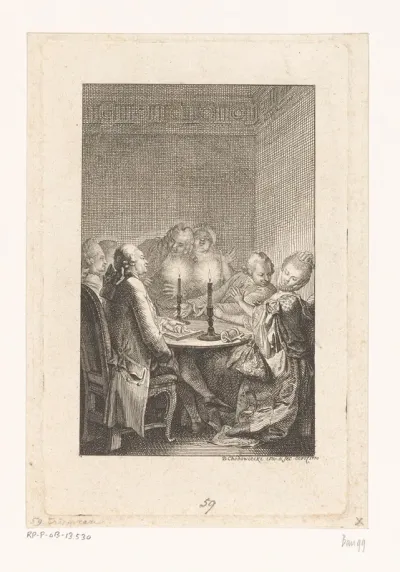 Mannen en vrouwen rond een tafel met kaarsen