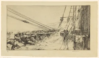 Mannen trekken aan een touw terwijl hun schip overstroomt