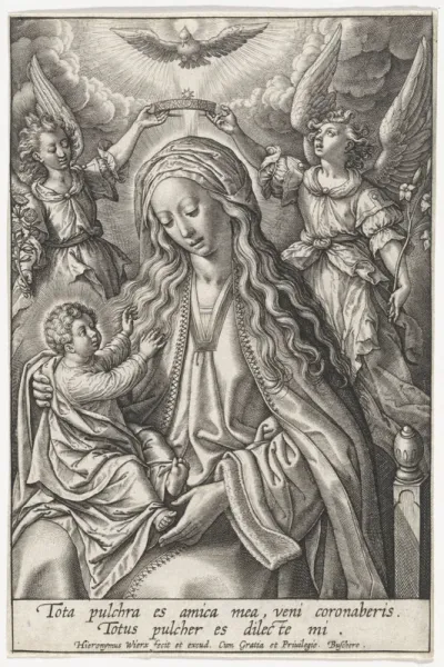 Maria met Christuskind, gekroond door twee engelen