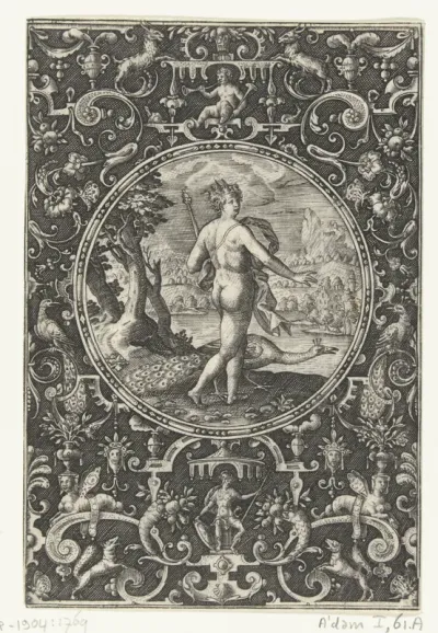 Medaillon met Juno in een omlijsting van grotesken
