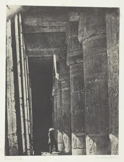Médinet-Habou, Galerie du Palais de Ramsès-Méiamoun; Thèbes, plate 52 from the album "Egypte, Nubie, Palestine et Syrie" (1852)
