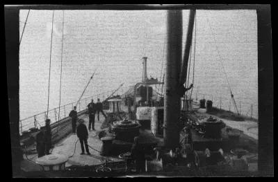 Miehistöä RMS Lusitanian kannella