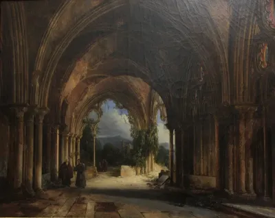 Moines dans une église gothique en ruines