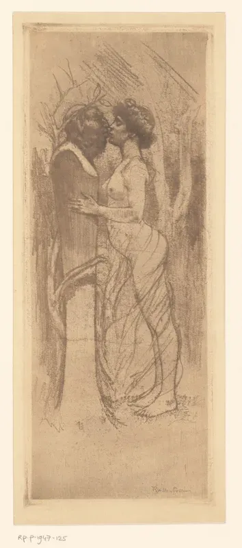 Naakte vrouw kust een beeld van een faun