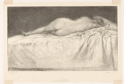 Naakte vrouw liggend op bed