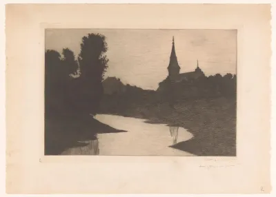Nachtgezicht van een dorp met kerk aan een water