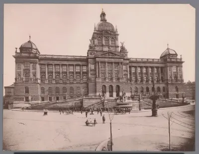 Nationaal Museum aan het Wenceslausplein in Praag