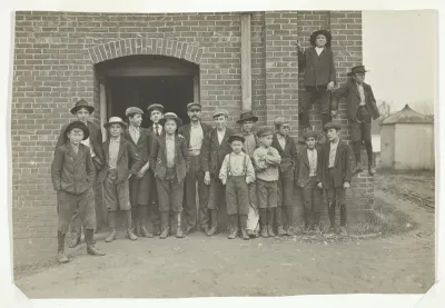 Noon Hour, King Mfg. Co., Augusta, Georgia