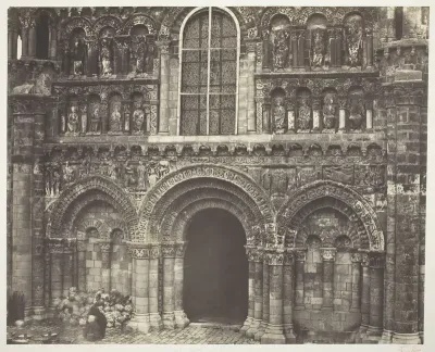 Notre Dame de Poitiers (Vienne), West Facade