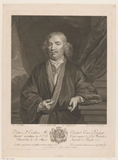 Oude man in kamerjas
