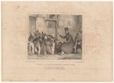 Oude sergeant geeft een groep jongens les