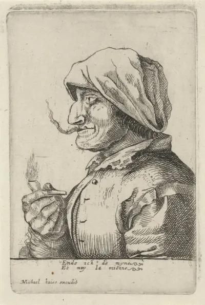 Oude vrouw rookt een pijp