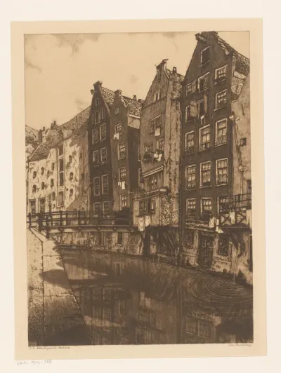 Oudezijds Achterburgwal te Amsterdam