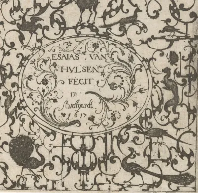 Ovaal medaillon met daaromheen dieren