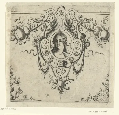 Ovaal medaillon met hoofd van vrouw