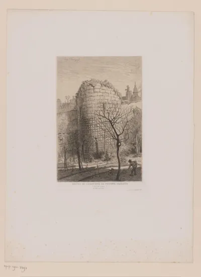 Overblijfselen van de muur van Filips Augustus met daarvoor een tuinman aan het werk