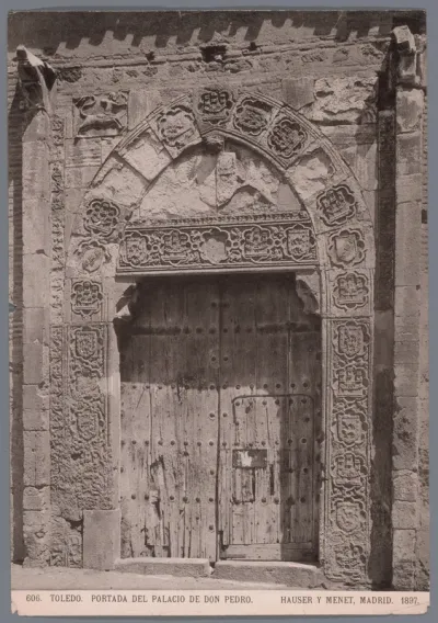 Portaal van het paleis van Pedro Suárez de Toledo y Ayala in Toledo