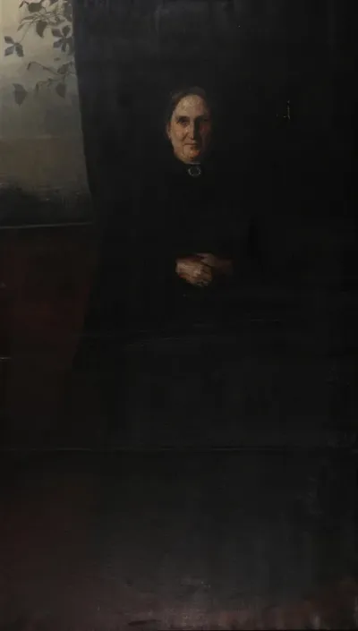 Portrait of a woman.