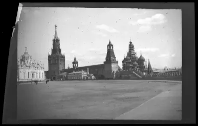 Punainen tori Moskovassa, Kremlin muuri, Pyhän Basileuksen katedraali ja Spasskaja-torni