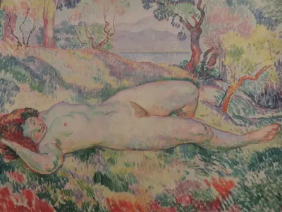 Saint-Tropez, nu couché dans un paysage