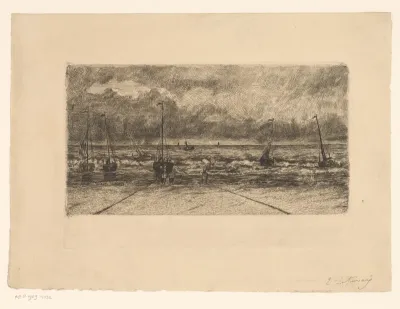 Schepen aan land bij de kust