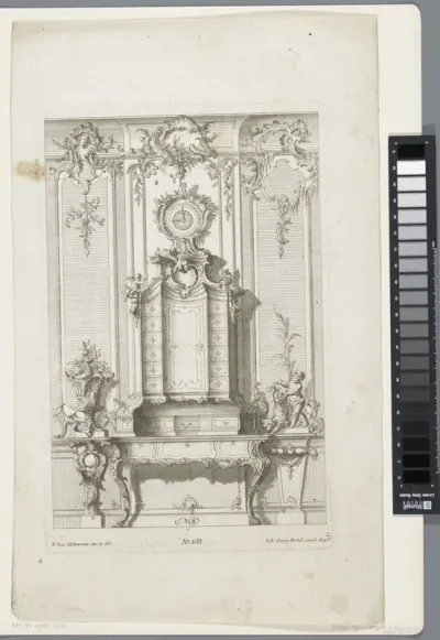 Schrijtafel met vaas en putti