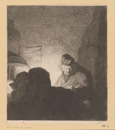 Schrijvende man in het schijnsel van een lamp