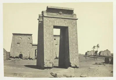 Sculptured Gateway, Karnac