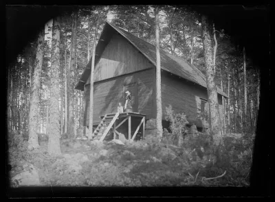 Selkärannan ateljeerakennus