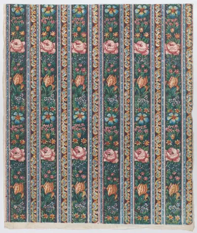 Sheet with a six borders with floral garlands