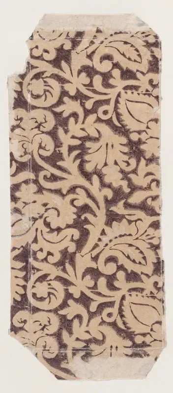 Sheet with overall leaf and vine pattern