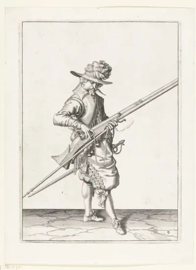 Soldaat die de lont op de haan van zijn musket de juiste plek en vorm geeft